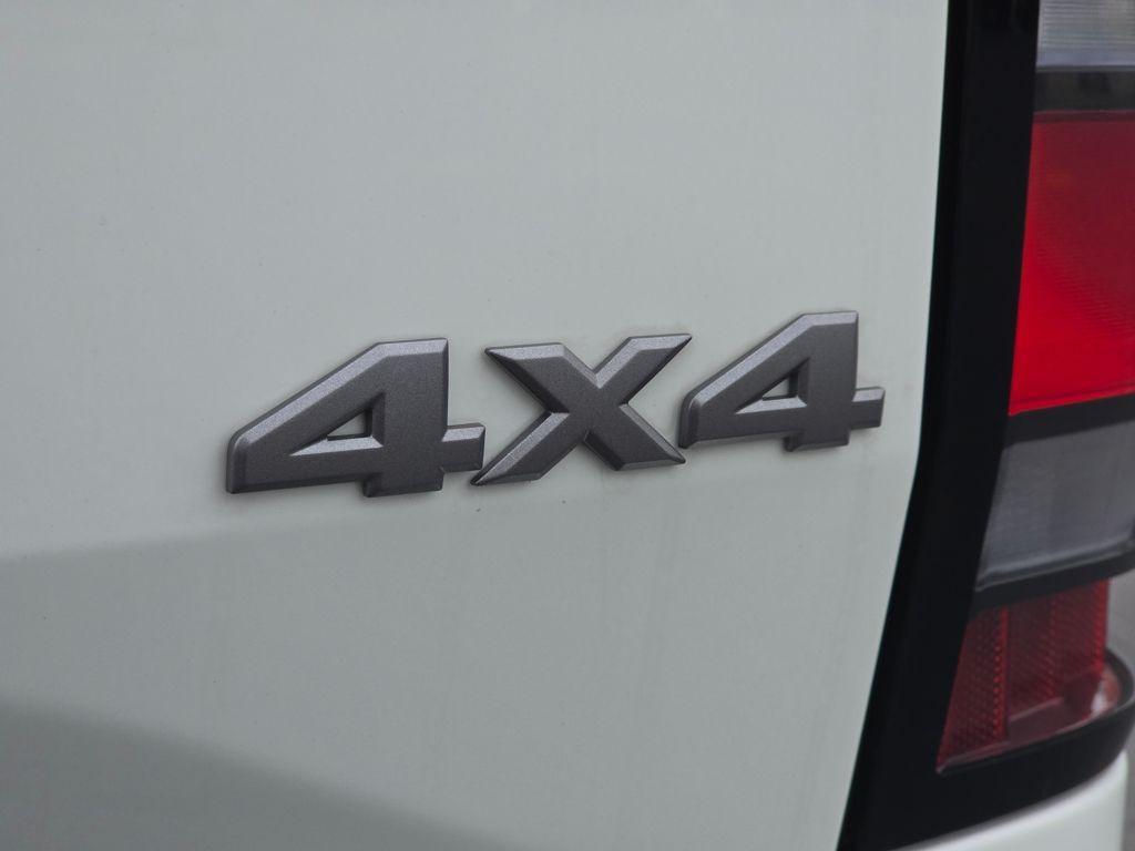 new 2025 Nissan Frontier car, priced at $35,694