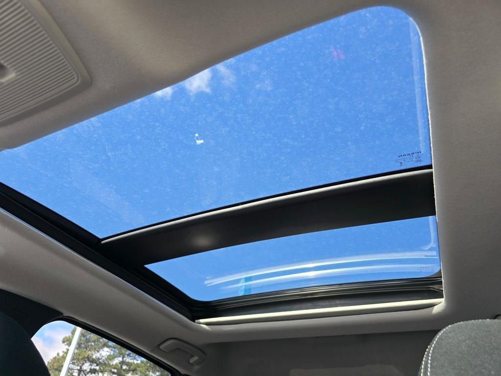 new 2025 Nissan Kicks car, priced at $28,153