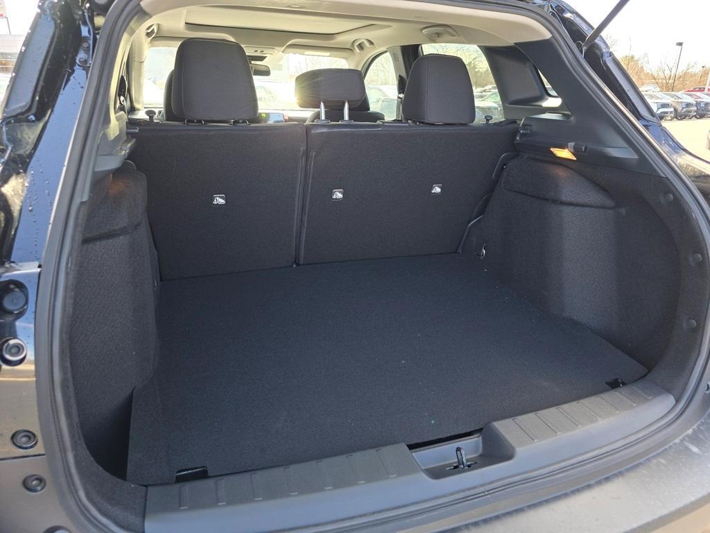 new 2025 Nissan Kicks car, priced at $28,153