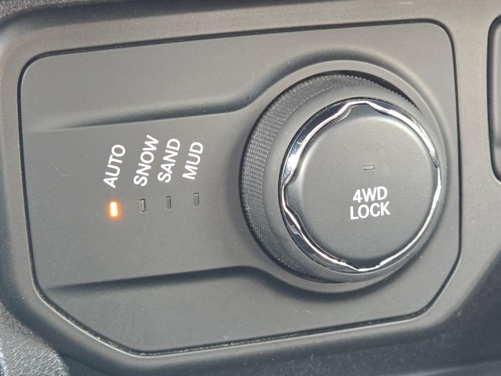 used 2018 Jeep Renegade car, priced at $16,499