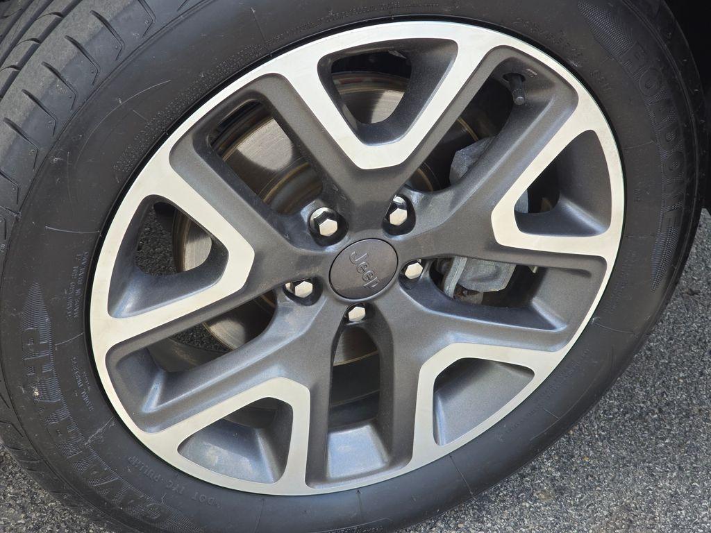 used 2018 Jeep Renegade car, priced at $16,499