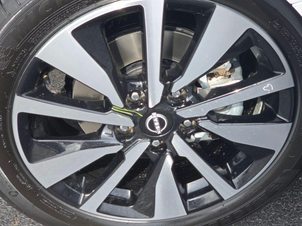 new 2025 Nissan Sentra car, priced at $26,674