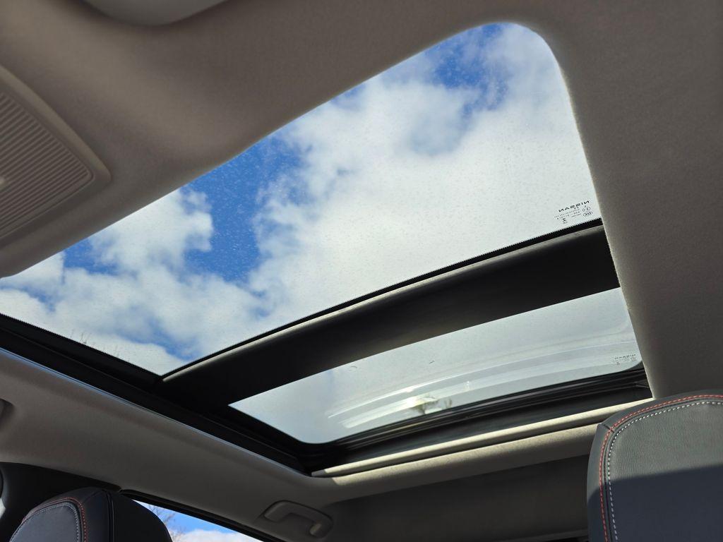 new 2025 Nissan Kicks car, priced at $31,318