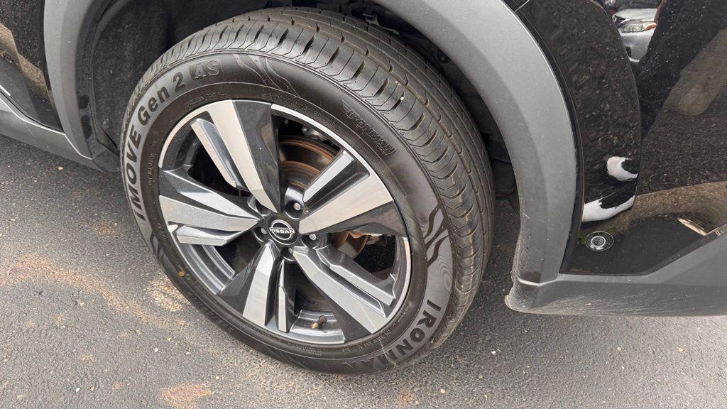 used 2023 Nissan Rogue car, priced at $22,999