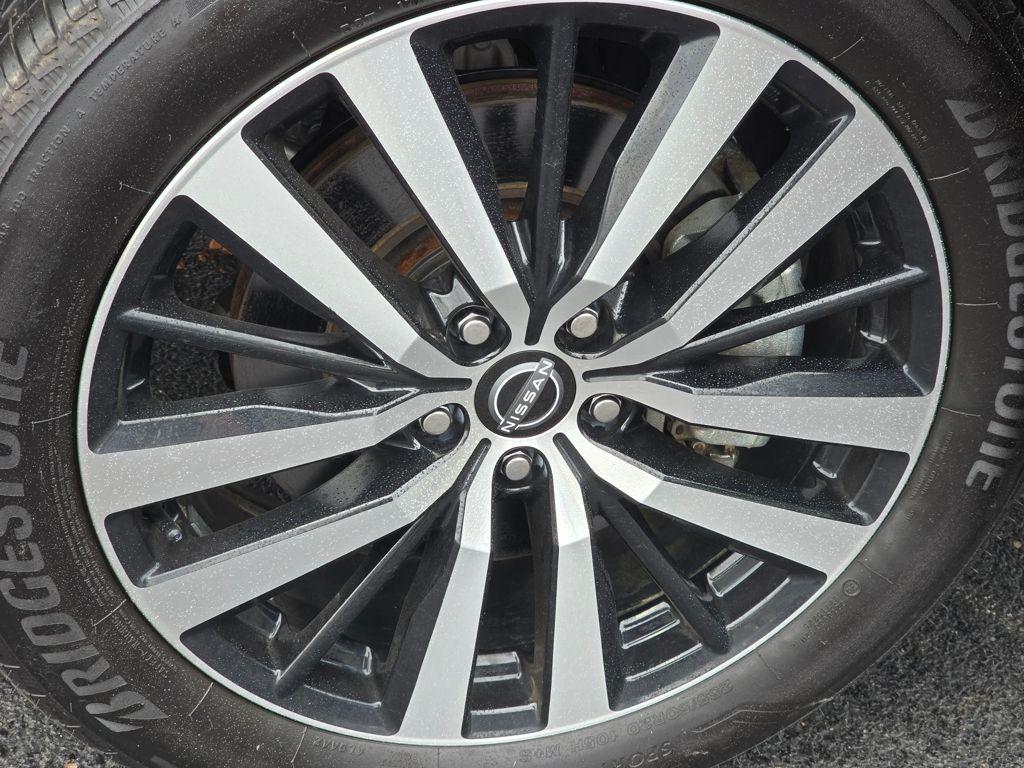 used 2024 Nissan Pathfinder car, priced at $44,999