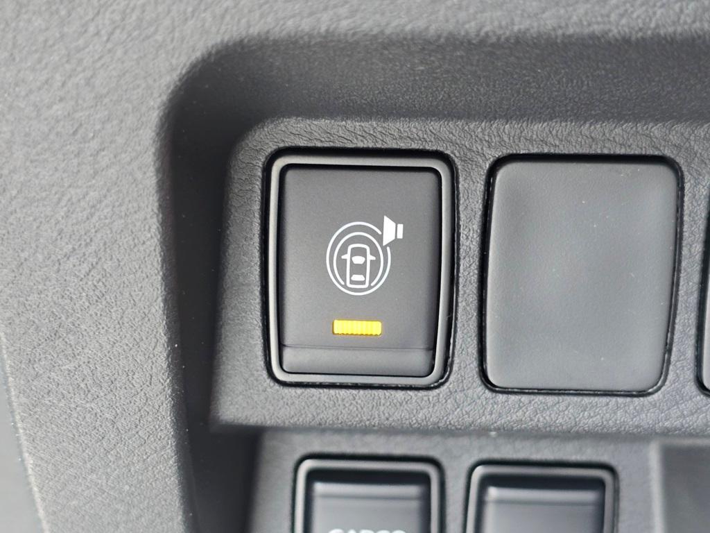 new 2025 Nissan Frontier car, priced at $47,447