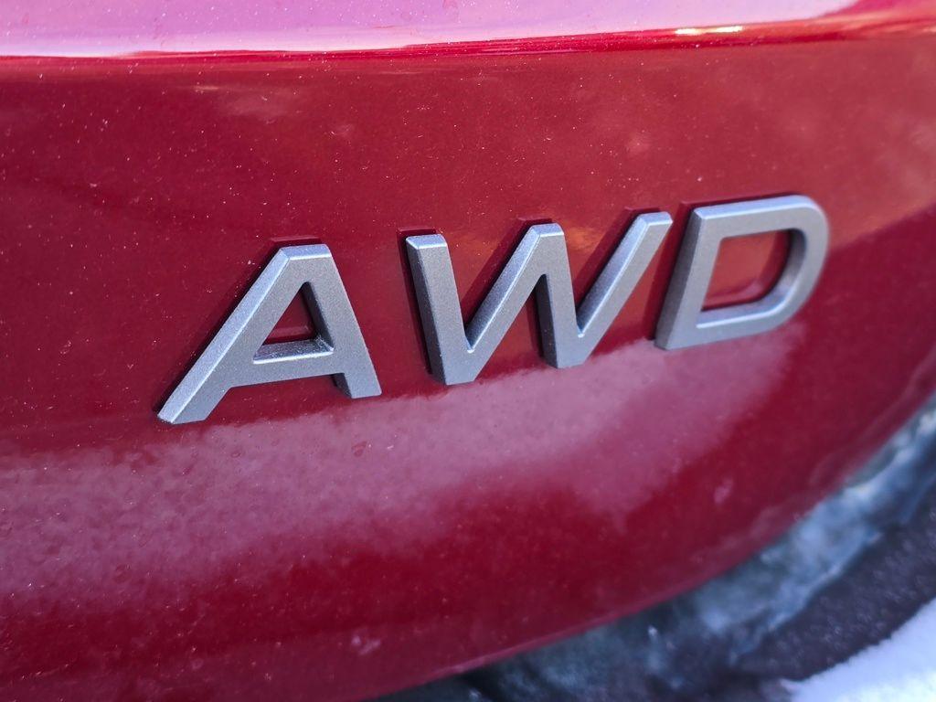 new 2025 Nissan Kicks car, priced at $27,323