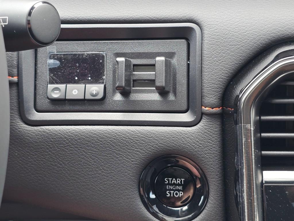 new 2025 Nissan Armada car, priced at $81,015