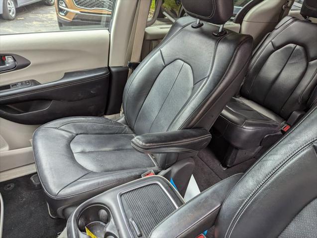 used 2022 Chrysler Pacifica car, priced at $21,490