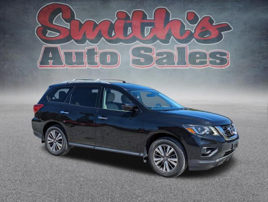 used 2017 Nissan Pathfinder car, priced at $15,900