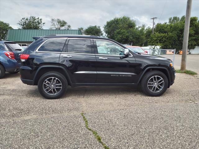 used 2017 Jeep Grand Cherokee car, priced at $15,500