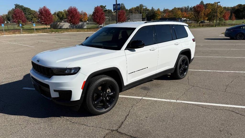 used 2023 Jeep Grand Cherokee L car, priced at $29,890