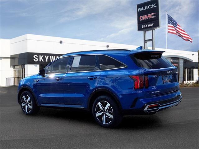 used 2023 Kia Sorento car, priced at $23,988