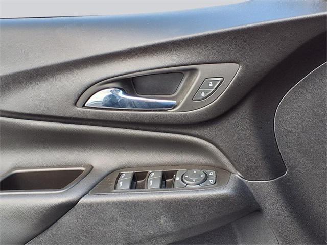 used 2023 Chevrolet Equinox car, priced at $19,118