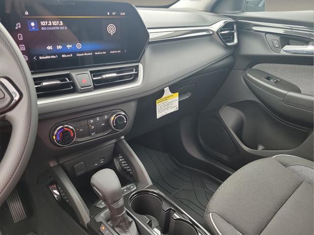 new 2025 Chevrolet TrailBlazer car, priced at $26,190