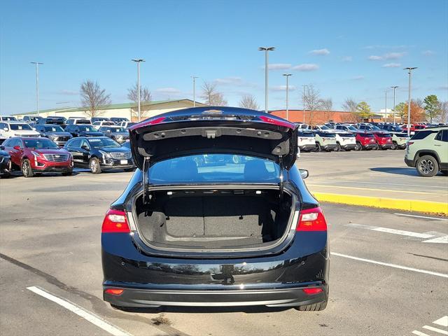 new 2025 Chevrolet Malibu car, priced at $28,258