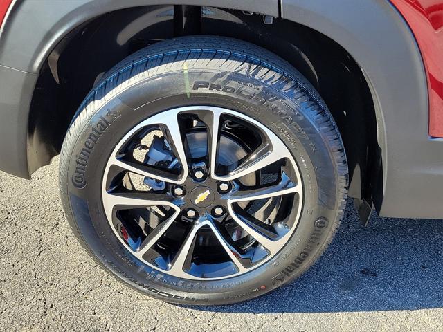 new 2025 Chevrolet TrailBlazer car, priced at $26,030