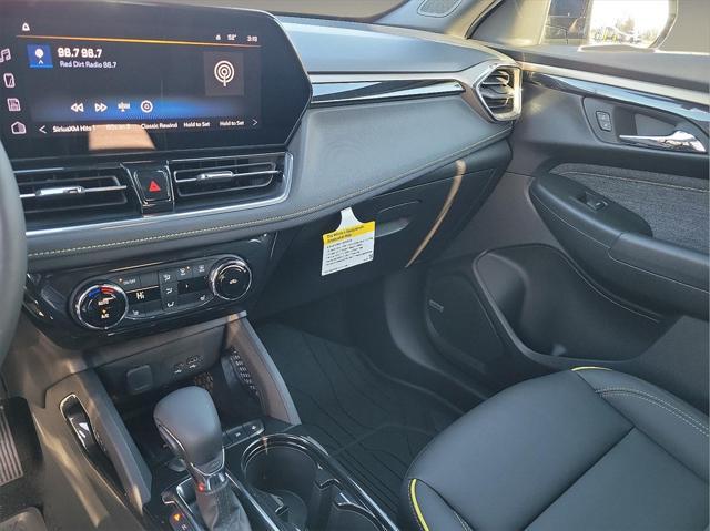 new 2025 Chevrolet TrailBlazer car, priced at $33,635