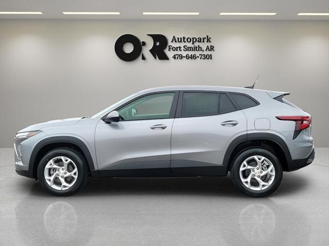 new 2025 Chevrolet Trax car, priced at $23,310