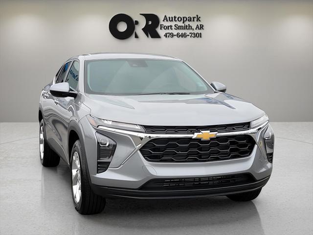 new 2025 Chevrolet Trax car, priced at $23,310