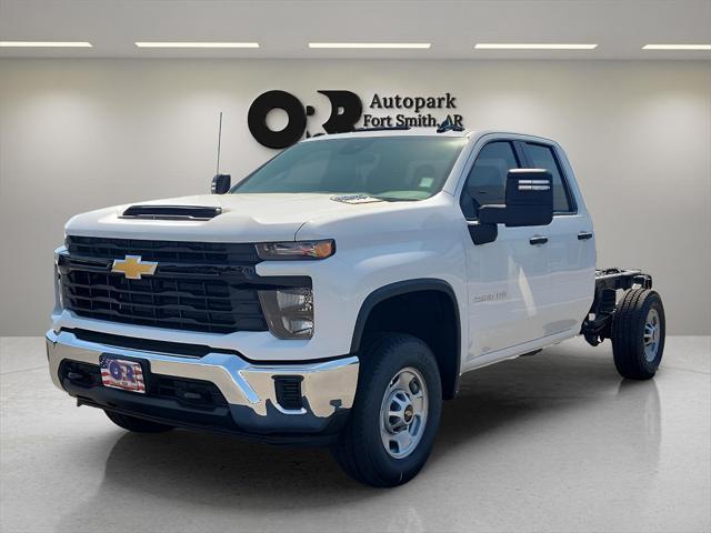 new 2025 Chevrolet Silverado 2500 car, priced at $52,628