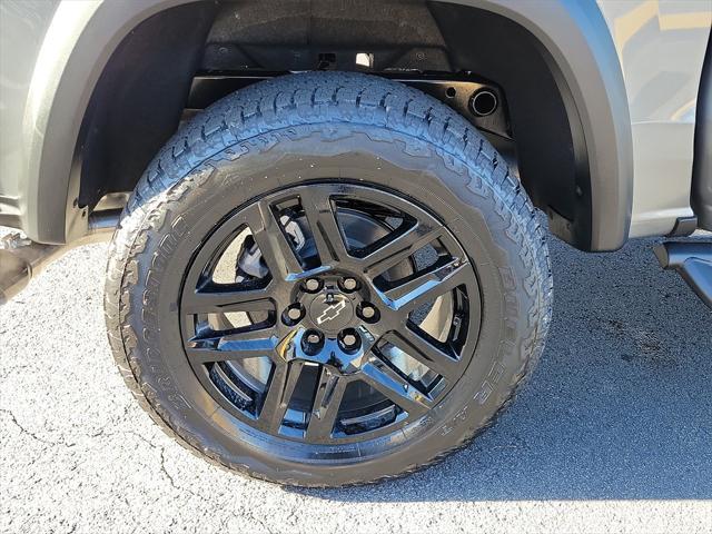 new 2025 Chevrolet Colorado car, priced at $49,165