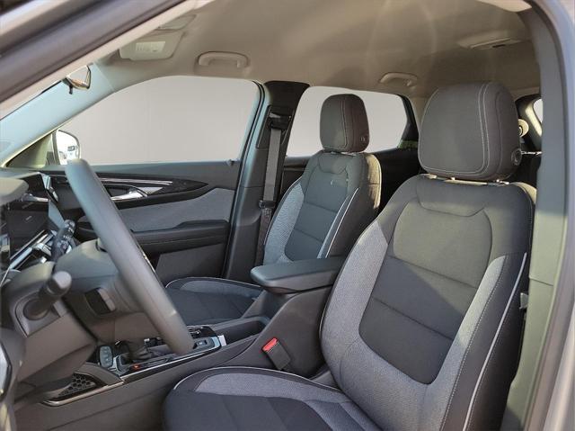 new 2025 Chevrolet TrailBlazer car, priced at $26,030