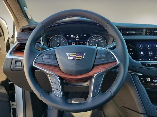 new 2025 Cadillac XT5 car, priced at $61,400