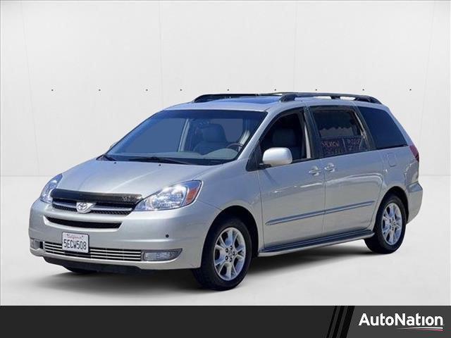 used 2004 Toyota Sienna car, priced at $8,888