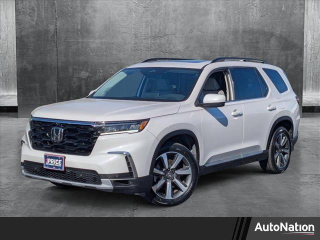 used 2023 Honda Pilot car, priced at $42,499