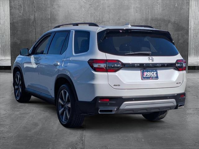 used 2023 Honda Pilot car, priced at $42,499