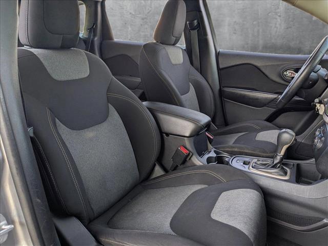 used 2014 Jeep Cherokee car, priced at $5,400