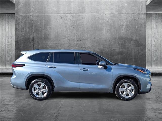 used 2024 Toyota Highlander car, priced at $37,995