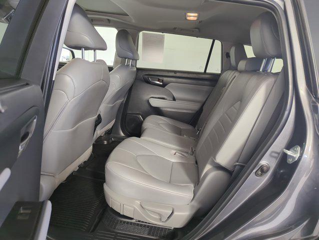 used 2024 Toyota Highlander Hybrid car, priced at $44,987
