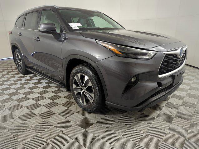 used 2024 Toyota Highlander Hybrid car, priced at $44,987