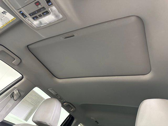 used 2015 Toyota Highlander car, priced at $19,999