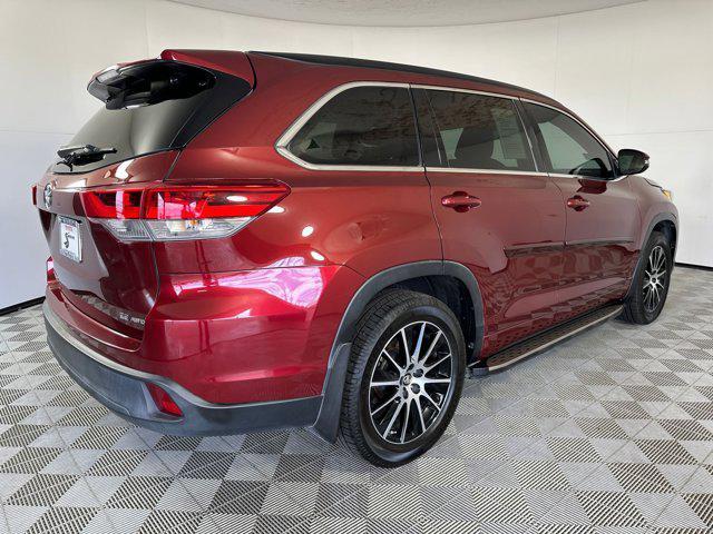 used 2017 Toyota Highlander car, priced at $18,887