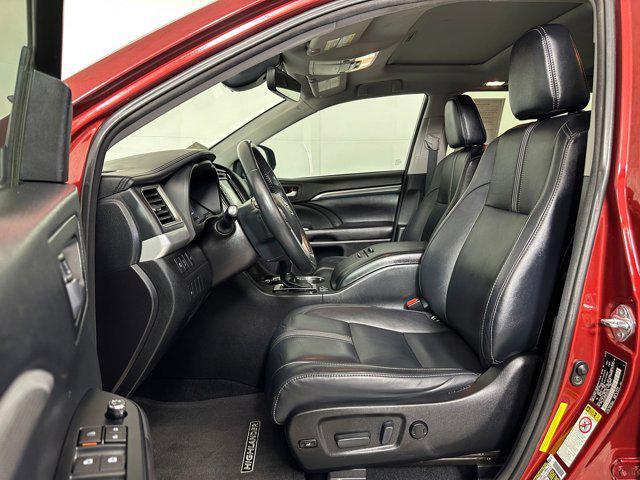 used 2017 Toyota Highlander car, priced at $18,887