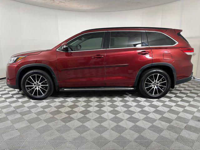 used 2017 Toyota Highlander car, priced at $18,887