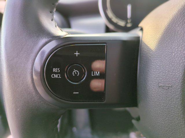 used 2023 MINI Hardtop car, priced at $19,999