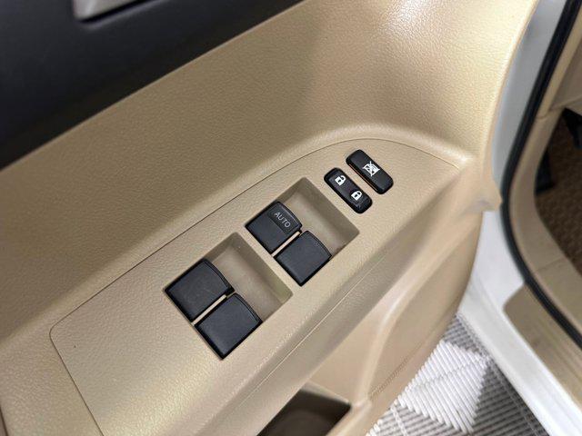 used 2012 Toyota Highlander Hybrid car, priced at $11,999