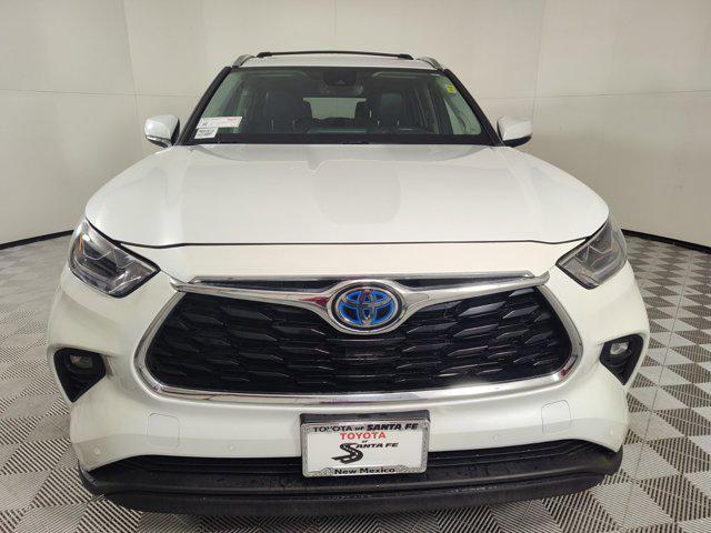 used 2022 Toyota Highlander Hybrid car, priced at $44,996