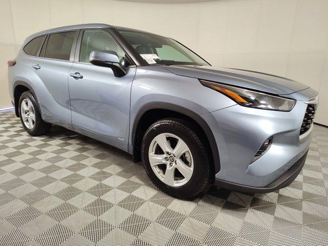 used 2024 Toyota Highlander Hybrid car, priced at $39,996