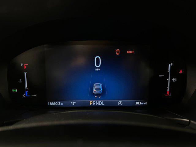 used 2025 Ford Escape car, priced at $25,579