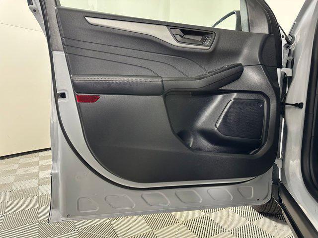 used 2025 Ford Escape car, priced at $25,579