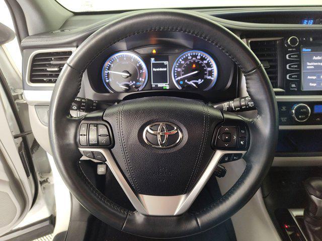 used 2019 Toyota Highlander car, priced at $33,999