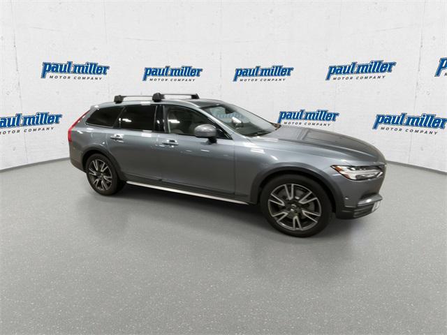 used 2017 Volvo V90 Cross Country car, priced at $17,014