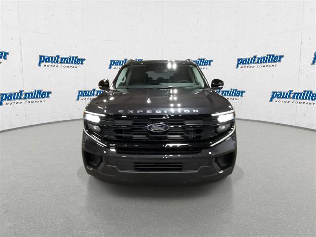 new 2025 Ford Expedition car, priced at $72,340