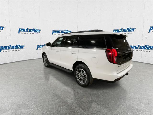 new 2025 Ford Expedition car, priced at $70,340