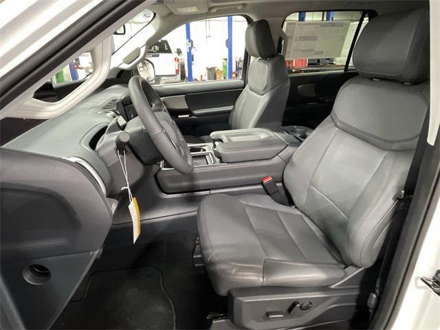 new 2025 Ford Expedition car, priced at $70,340